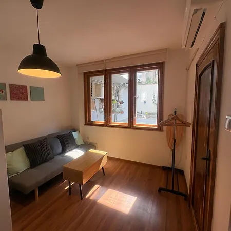 Comfy In The Heart Of Апартаменти *
